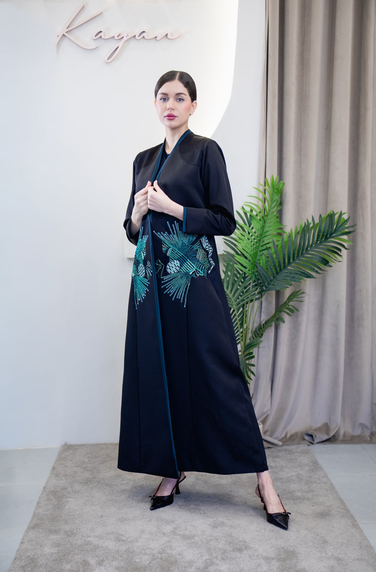 Athba abaya