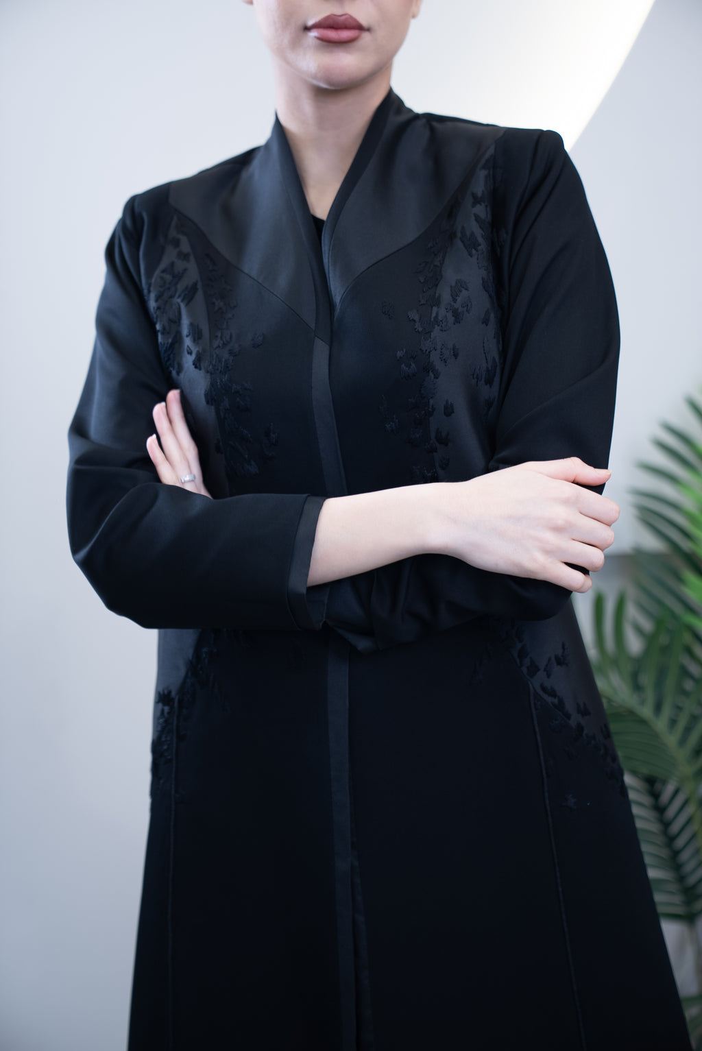 black vine abaya
