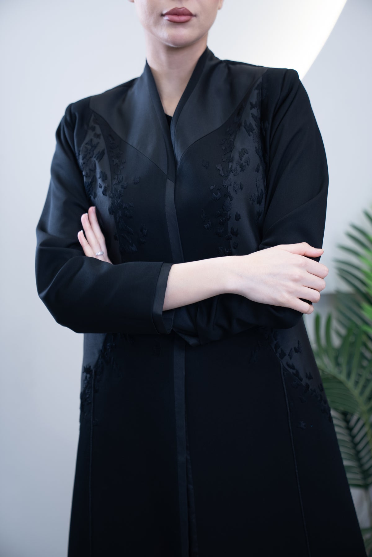 black vine abaya