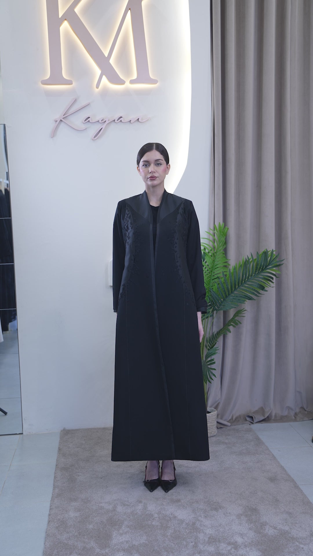 black vine abaya